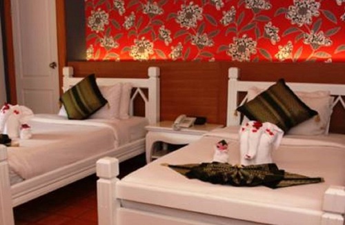 Ko Chang Resort | 4 star beachfront resort , superior garden
