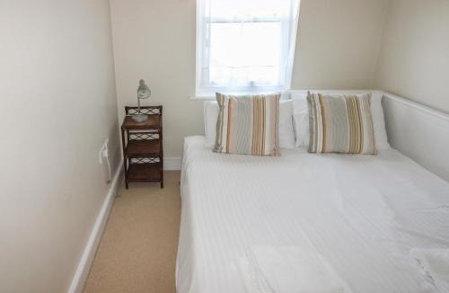 Thurlestone Apartment | 4 Thurlestone Beach House