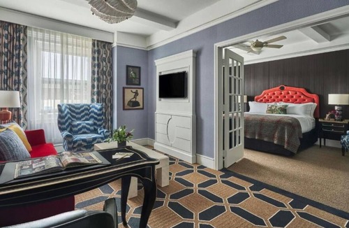 Downtown House | 4 x Premiere Suite at Graduate Providence Formerly Providence Biltmore