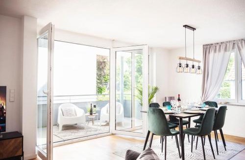 Leinfelden-Echterdingen Apartment | 4-Zimmer-Apartment - Messe - Airport - Tiefgarage - 3-Schlafzimmer - Küche