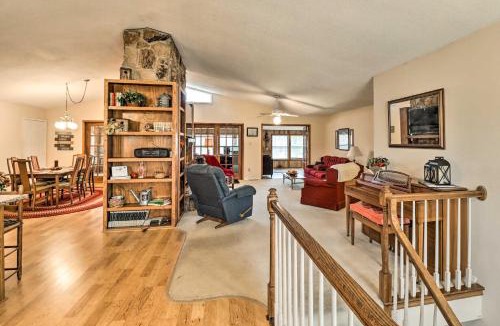 Poplar Bluff House | 40-Acre Poplar Bluff Nature Lovers Paradise!