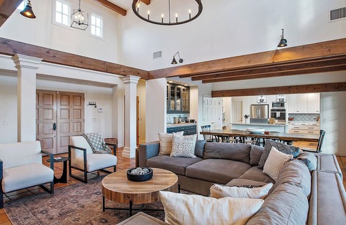 Paso Robles Cottage | 40-acre Wine Trail Estate Vineyard Views, Pool, Hottub Wellsona by Avantstay