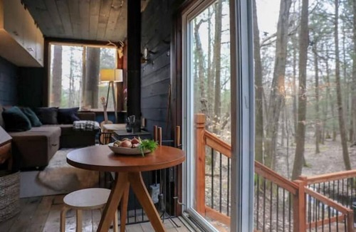 Saugerties Cabin | 40-Foot Container Cabin in the Catskills