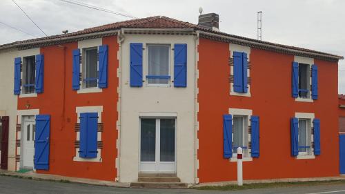 Saint-Andre-Goule-d'Oie Apartment | 40 La Brossière