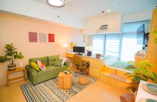 Bagumbayan Apartment | 400mpbs, Free pool access! Eastwood LeGrand 3 - Mowai Suites