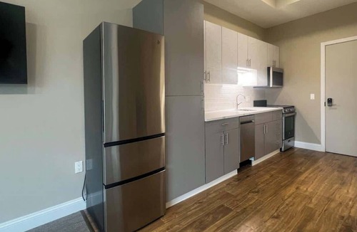 Morgan Apartment | 414 Modern Brand New Studio Apartment