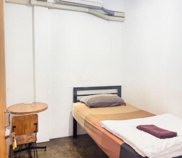 Rama 9 House | 42 Guest House