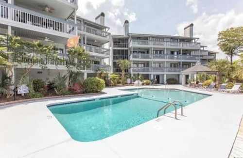 Surfside Beach Apartment | 422 small steps to the ocean!