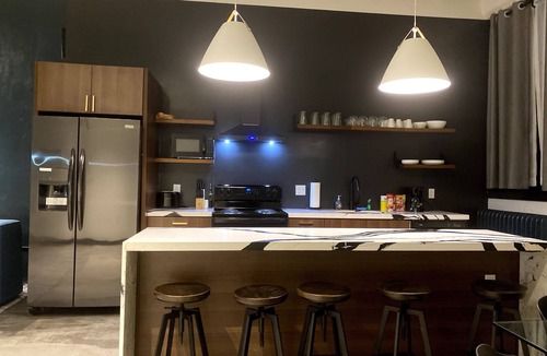 North Oakland Apartment | 424-Apt. 400