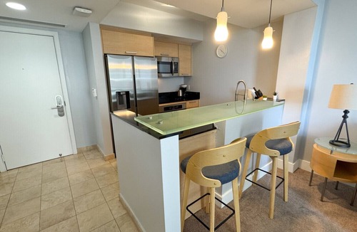 Sunny Isles Beach Condo | 42b Beachfront Marenas one bedroom apartment