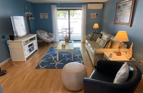 Hyannis Condo | 43 by the Sea, steps to private beach & heated pool, 1-mile from Main St. shops, AC, & Wi-Fi