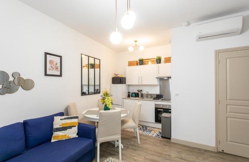Lazaret Apartment | #44 Staywizus -1 BDR Flat Cap AC balcony 5mins walk to beach