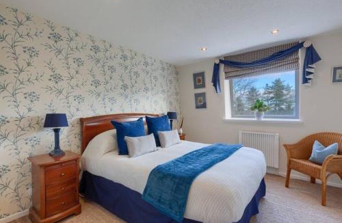 Gleneagles Apartment | 45 Guthrie Court, Fantastic top floor apartment next to Gleneagles