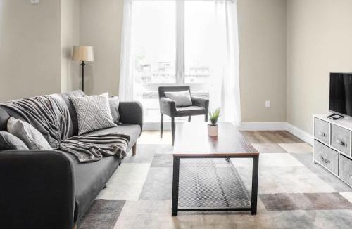 Chelsea Apartment | 46 Bright and Sunny Studio Long-term stays