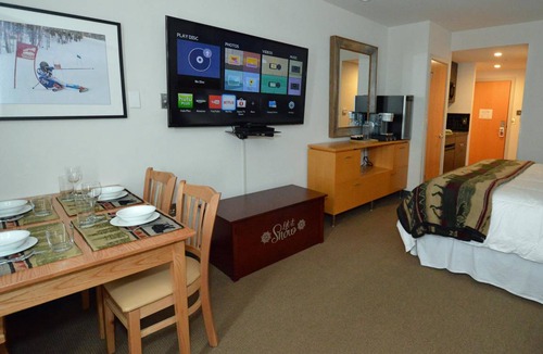 Snowshoe Apartment | 47 m² Studio flat ∙ 1 bedroom ∙ 4 guests