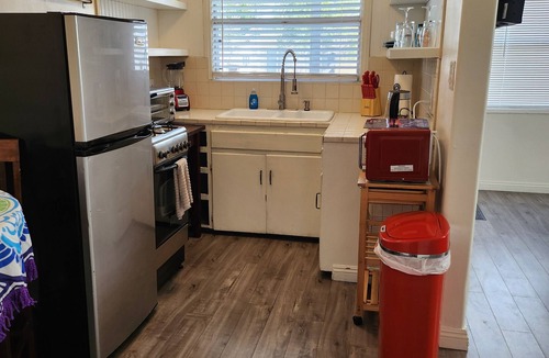 Mission Beach Apartment | 49 Steps 2 - Second Floor, Walk to Beach