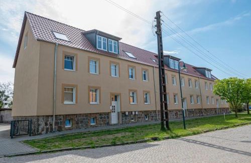 Schwedt/Oder Apartment | 4B Neu renoviert 3 Zi Whg 5 Betten 50,27 qm