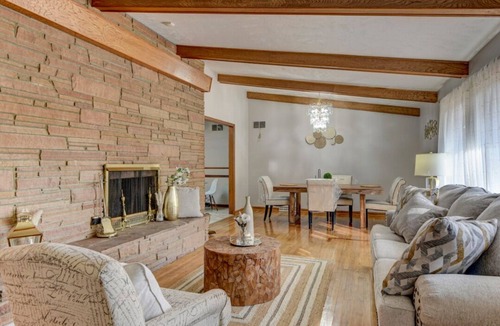 West Omaha House | 4bed/2bath retreat:Modern comfort, timeless charm. Your Ideal short-term escape.