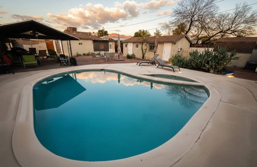 Jefferson Park House | 4BR, 2-house compound close to UA, Downtown Tucson