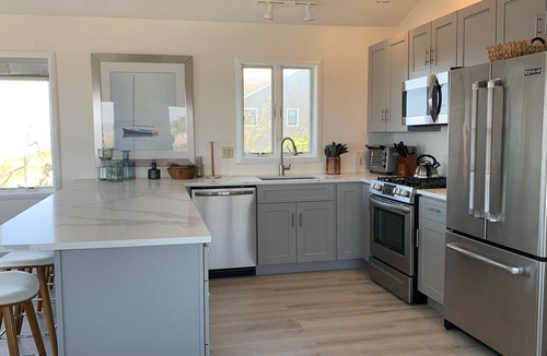 Green Creek House | 4BR Beachfront Panoramic Water Views near Cape May and Wildwood