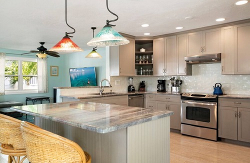 Key Largo House | 4BR Canal-Front Home | Dock, Heated Pool & Hot Tub