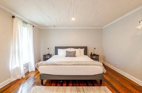 Spottswood House | 4BR Creekside Country Hideaway on 34 Acres - Pet Friendly