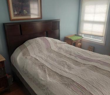 Williamstown House | 4BR Home - Pool, hot tub pet friendly by ARK Experience