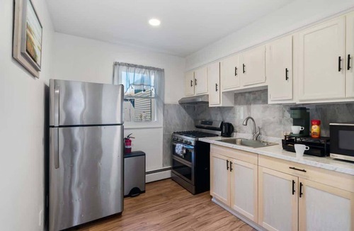 Hackensack House | 4BR Home w Parking, near NYC, MAJOR INTERNATIONAL SPORTING EVENT