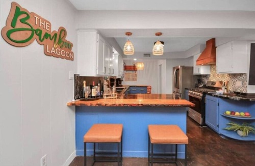 Westbury House | 4BR Meyerland Pool Home near NRG, Medical Center & Galleria