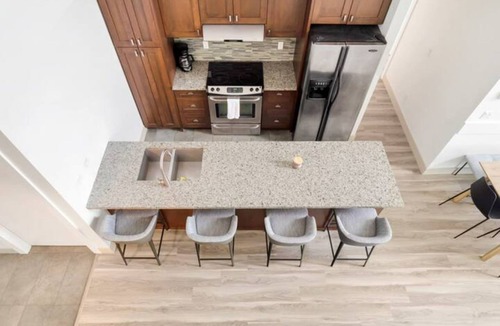 Harrison Hot Springs Apartment | 4BR Penthouse Rooftop of Harrison