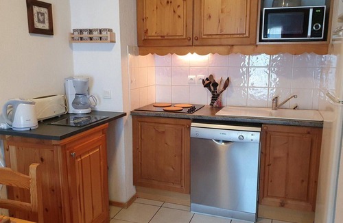 Saint-Gervais-les-Bains Apartment | 4th floor, swimming pool, balcony, tv, ski locker, 38m², Saint Gervais