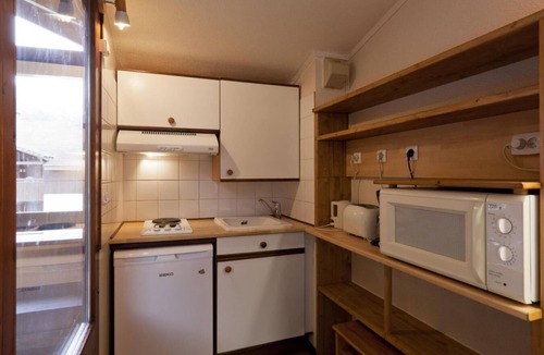 Brides-les-Bains Apartment | 4th floor, balcony, tv, ski locker, 28m², Brides Les Bains