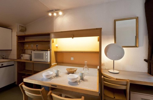 Brides-les-Bains Apartment | 4th floor, balcony, tv, ski locker, 28m², Brides Les Bains