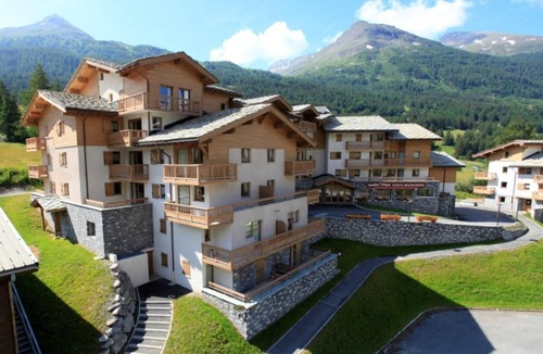 Val Cenis Apartment | 4th floor, balcony, tv, ski locker, 38m², Val Cenis
