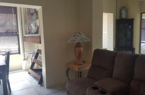 Mountainside Apartment | 4th On Boundary