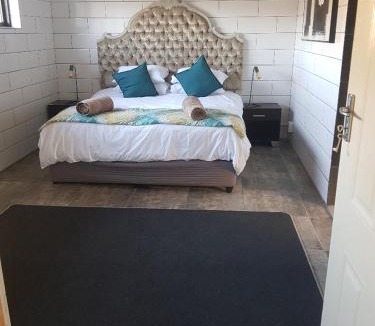 Mountainside Apartment | 4th On Boundary