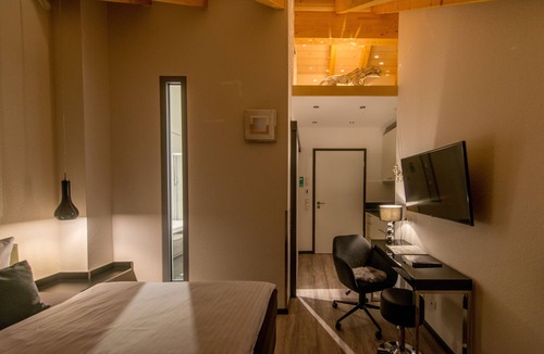 Bensheim Hotel | 5* apartment with "glitter panther"/for 1-2 pers./style & comfort with heart ♥