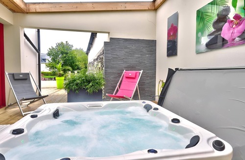 Edern House | 5* B&B in Brittany with private indoor pool, spa and sauna, 4 bedrooms