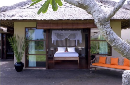 Munggu Villa | 5 BDR Villa with sea views in Canggu