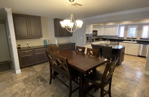 Crystal Shores House | 5 bed 4.5 bath Big Home on Main River-Amazing Views-Heated Pool-Fire Pit-Kayaks
