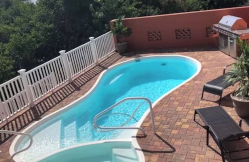 Apollo Beach House | 5 Bed/4 Bath Waterfront Pool Home In Apollo Beach