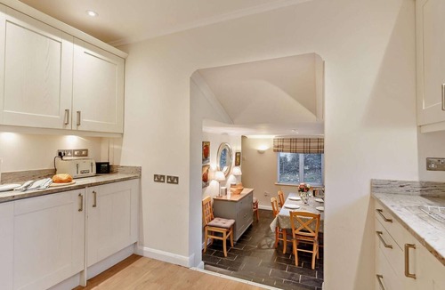 Constantine Bay Cottage | 5 Bed in Padstow (oc-p00051)