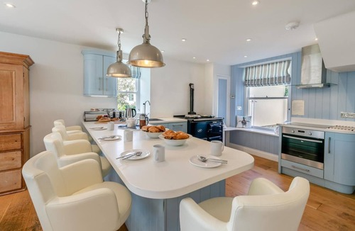 Trebetherick Cottage | 5 Bed in Trebetherick (oc-b29371)
