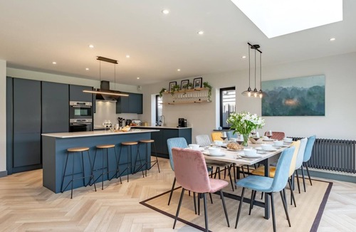 Whitstable Cottage | 5 Bed in Whitstable (oc-27870)