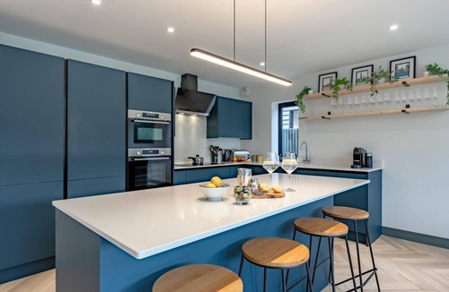 Whitstable Cottage | 5 Bed in Whitstable (oc-27870)