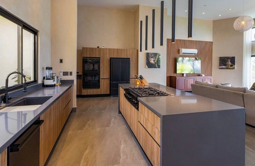 Dominicalito Villa | 5 Bedroom, 4 Bathroom House Dominicalito Bay