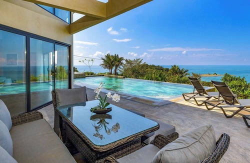 Dominicalito Villa | 5 Bedroom, 4 Bathroom House Dominicalito Bay