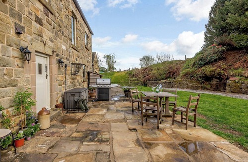 Hollow Meadows Cottage | 5 bedroom accommodation in Load Brook, near Sheffield
