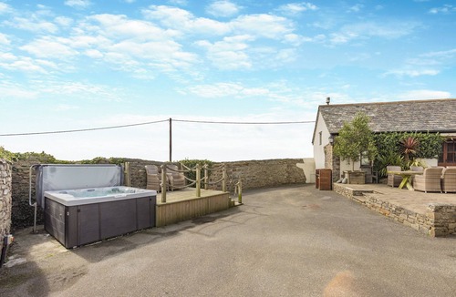 Hartland Cottage | 5 bedroom accommodation in Hartland Point