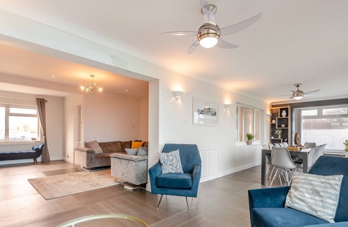 Middleton-on-Sea Cottage | 5 bedroom accommodation in Bognor Regis